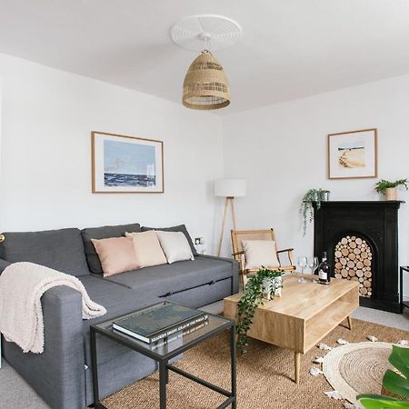 Cosy Period Cottage 2Min Walk To The Beach ポートラッシュ エクステリア 写真