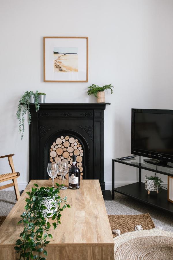 Cosy Period Cottage 2Min Walk To The Beach ポートラッシュ エクステリア 写真